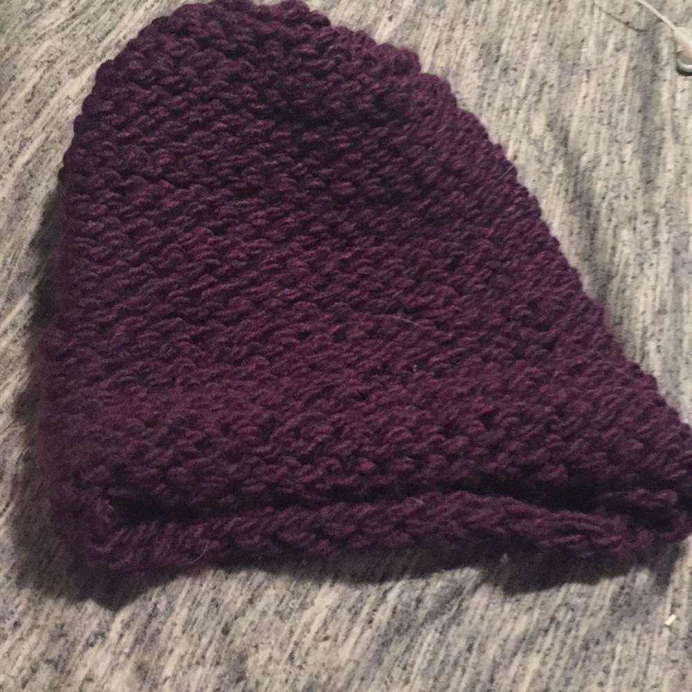 Hat purple